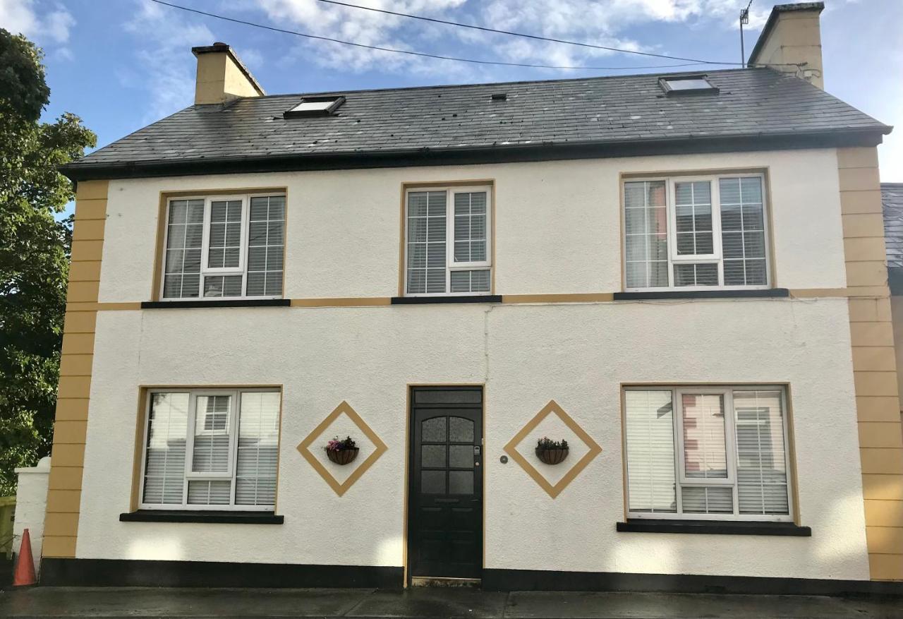 The Strand Guest House Falcarragh Esterno foto
